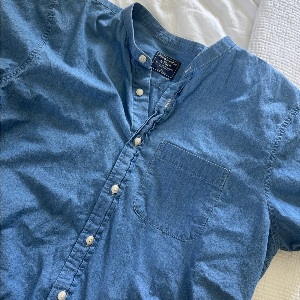 Abercrombie & Fitch Denin Blue Casual Button Down Shirt